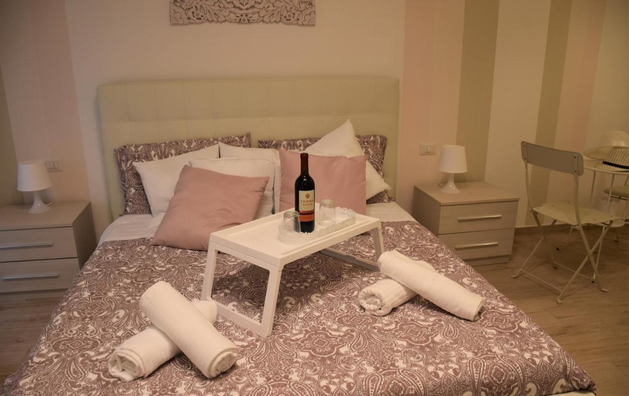 Lovely Nights Rome - Luxury Rooms Bagian luar foto